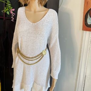 White knitted sweater/dress 💎